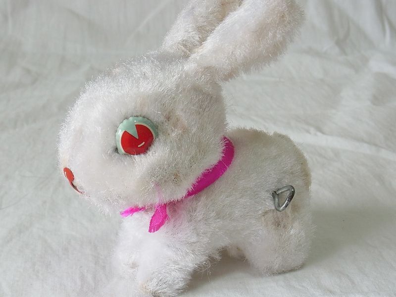 画像: 【バーゲン】【動画有り】ぴょんぴょん跳ねる ウサギ １９６０年代　富士プレス工業 日本製